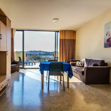1 Bdr Balcony Blubay No Seaview 公寓 *