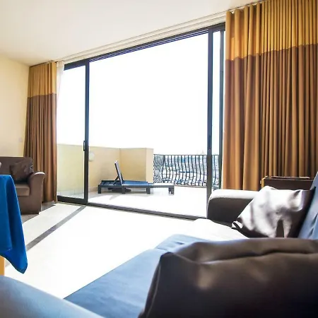 1 Bdr Balcony Blubay No Seaview *