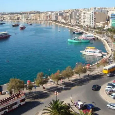 1 Bdr Balcony Blubay No Seaview